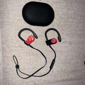 Red Wireless Powerbeats3